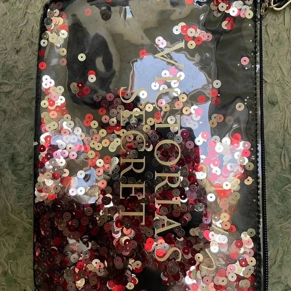 VICTORIAS SECRET SEQUIN MAKEUP POUCH